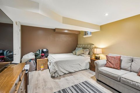 Photo 35 at 9 Savoy Avenue, Lumsden, Toronto