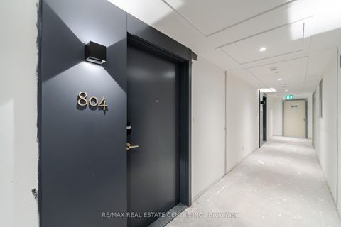 Photo 3 at 804 - 543 Richmond Street W, Waterfront Communities C1, Toronto