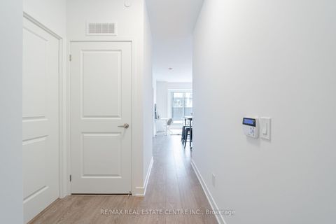 Photo 5 at 804 - 543 Richmond Street W, Waterfront Communities C1, Toronto