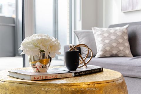 Photo 14 at 804 - 543 Richmond Street W, Waterfront Communities C1, Toronto