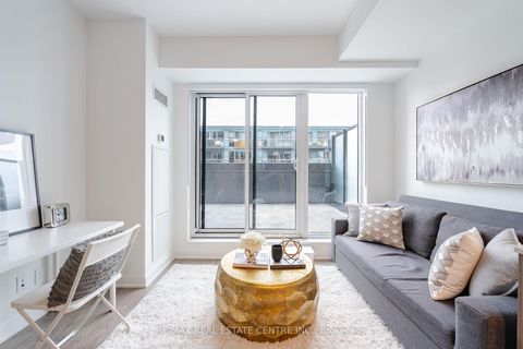 Photo 15 at 804 - 543 Richmond Street W, Waterfront Communities C1, Toronto