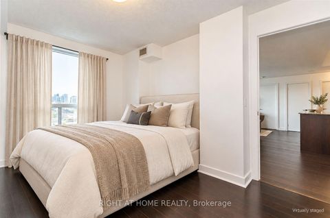 Photo 5 at 1407 - 80 Western Battery Road, Niagara, Toronto