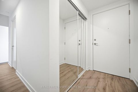Photo 6 at 2715 - 252 Church Street, Yonge Corridor, Toronto