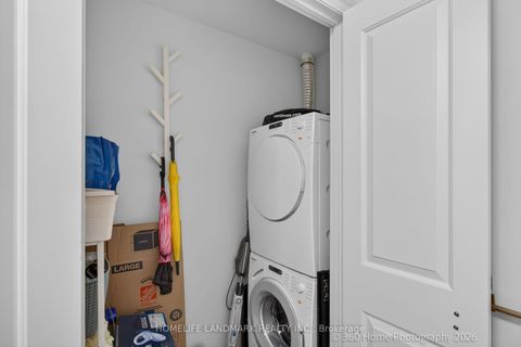 Photo 15 at 4804 - 8 The Esplanade, Waterfront Communities C8, Toronto