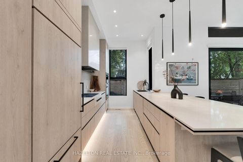 Photo 11 at 30 Harley Avenue, Nortown, Toronto