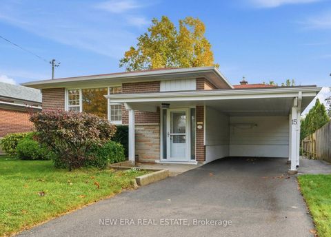 Photo 3 at 15 Marlena Drive, West Hill, Toronto