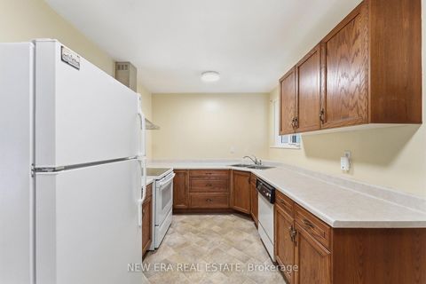 Photo 17 at 15 Marlena Drive, West Hill, Toronto