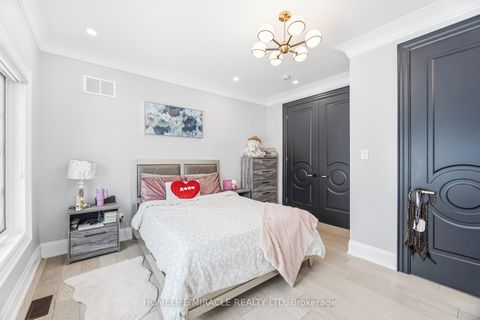 Photo 34 at 56 Orico Court, Kleinburg, Vaughan