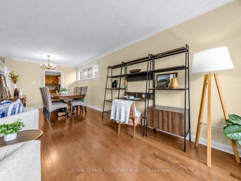 Photo 5 at 31 Diana Drive, CFB, Toronto