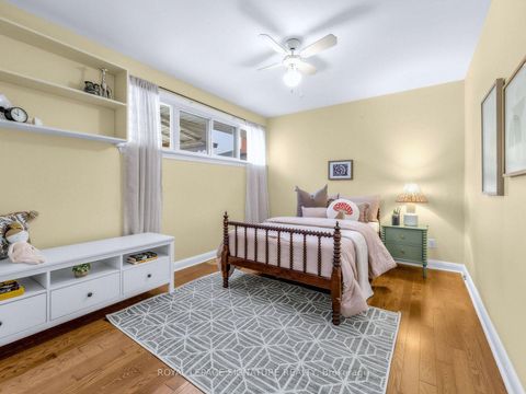 Photo 16 at 31 Diana Drive, CFB, Toronto