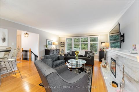 Photo 13 at 59 Landfair Crescent, Woburn, Toronto