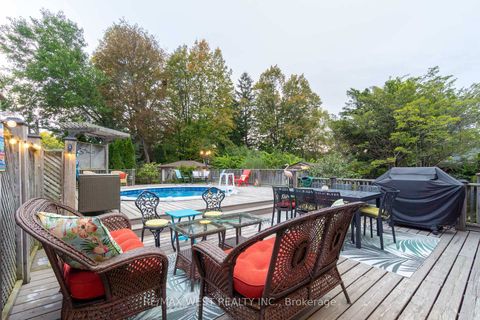 Photo 39 at 59 Landfair Crescent, Woburn, Toronto