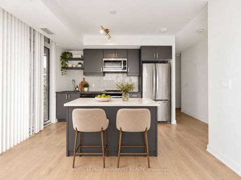 Photo 9 at 3810 - 50 Wellesley Street E, Yonge Corridor, Toronto