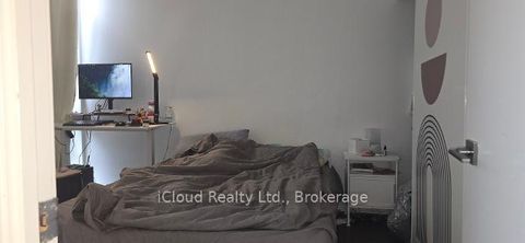 Photo 5 at 806 - 28 Avondale Avenue S, Willowdale East, Toronto