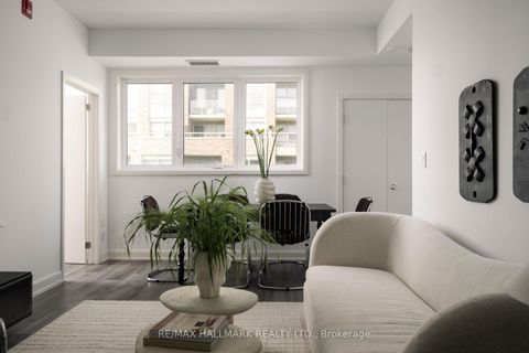 Photo 9 at 406 - 385 Osler Street N, Pellam Park, Toronto