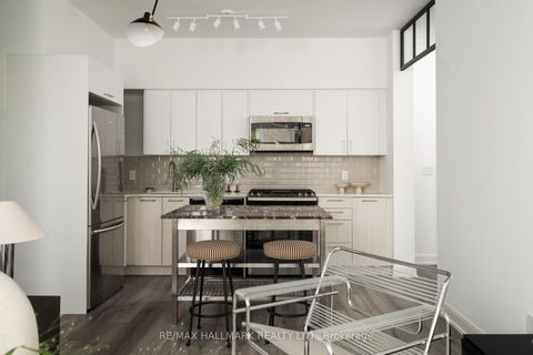 Photo 16 at 406 - 385 Osler Street N, Pellam Park, Toronto