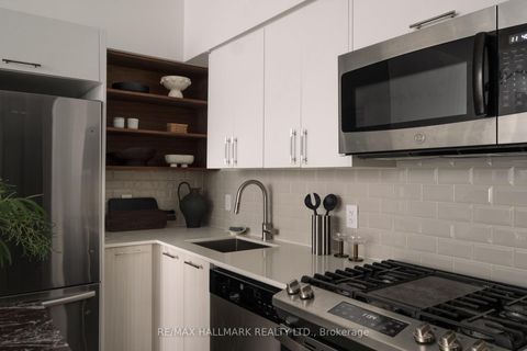 Photo 17 at 406 - 385 Osler Street N, Pellam Park, Toronto