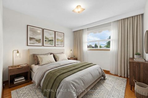 Photo 13 at 32 Bartel Drive, Jane Heights, Toronto