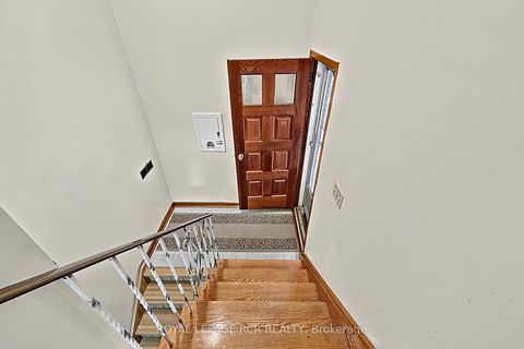 Photo 21 at 32 Bartel Drive, Jane Heights, Toronto