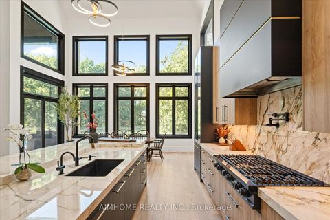 Photo 11 at 48 Maple Grove Avenue N, Oak Ridges, Richmond Hill