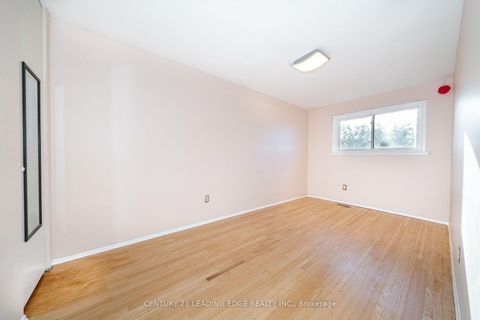 Photo 14 at 63 Mercury Road, Clairville, Toronto