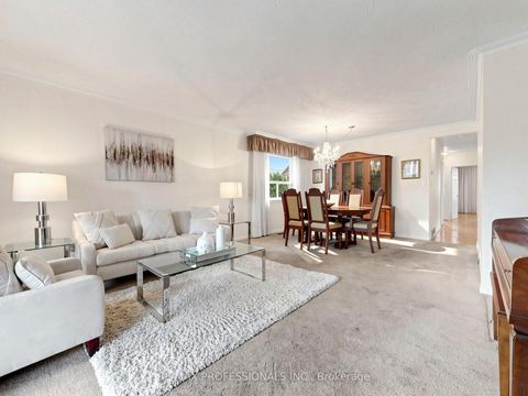 Photo 3 at 34 Crestridge Heights Road, Richview, Toronto