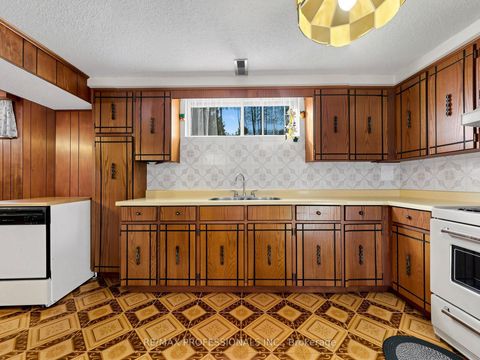 Photo 21 at 34 Crestridge Heights Road, Richview, Toronto