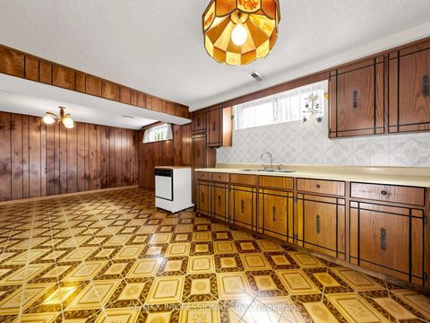 Photo 22 at 34 Crestridge Heights Road, Richview, Toronto
