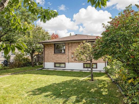 Photo 25 at 34 Crestridge Heights Road, Richview, Toronto