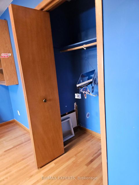 Photo 11 at 1 Byworth Boulevard, The Westway, Toronto