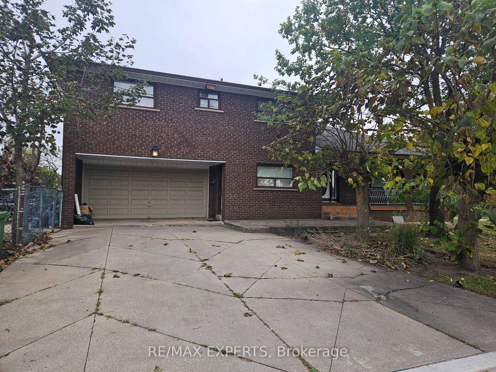 1 Byworth Boulevard, The Westway, Toronto 