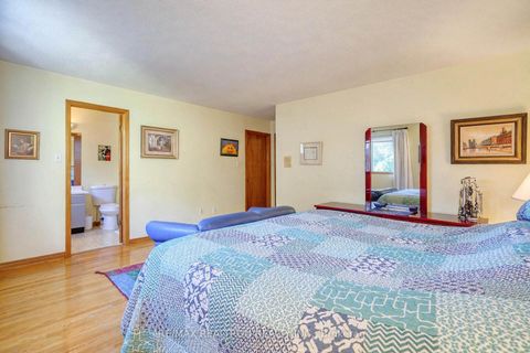 Photo 22 at 38 Kimbergate Way, Brownridge, Vaughan