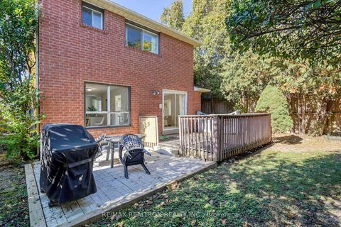 Photo 30 at 38 Kimbergate Way, Brownridge, Vaughan