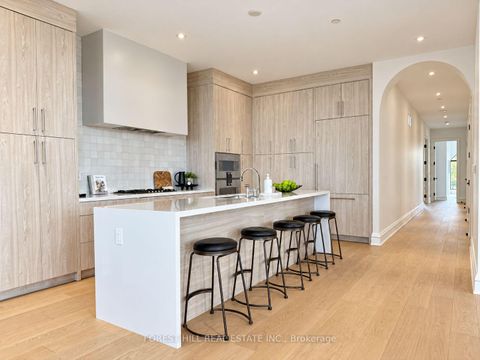Photo 13 at 6A - 2010 Bathurst Street, Cedarvale, Toronto