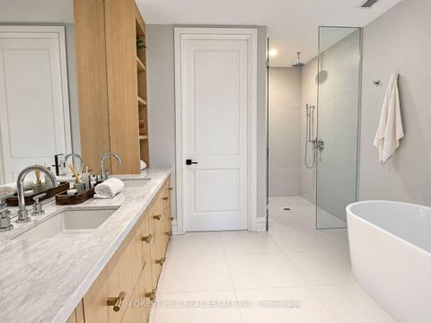 Photo 18 at 6A - 2010 Bathurst Street, Cedarvale, Toronto
