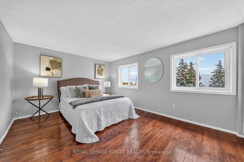 Photo 18 at 33 - 200 Murison Boulevard, Malvern, Toronto
