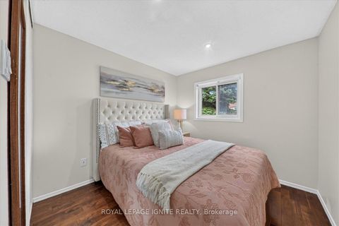 Photo 24 at 33 - 200 Murison Boulevard, Malvern, Toronto