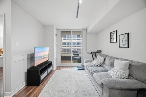 Photo 11 at 301 - 260 Doris Avenue, Willowdale East, Toronto