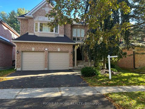 Photo 0 at 100 Carlyle Crescent, Aurora Highlands, Aurora