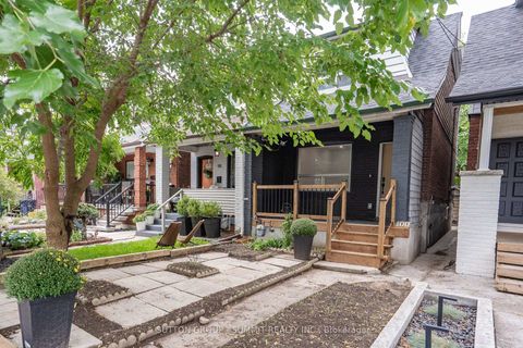 Photo 1 at 100 ROSETHORN Avenue, Pellam Park, Toronto