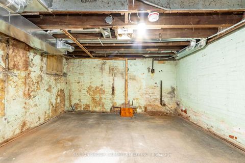 Photo 31 at 100 ROSETHORN Avenue, Pellam Park, Toronto