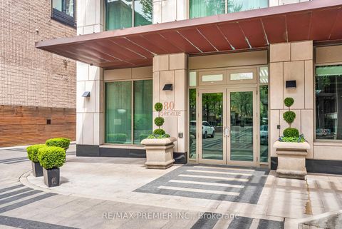 Photo 3 at 502 - 80 Yorkville Avenue, Annex, Toronto