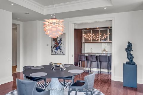 Photo 7 at 502 - 80 Yorkville Avenue, Annex, Toronto