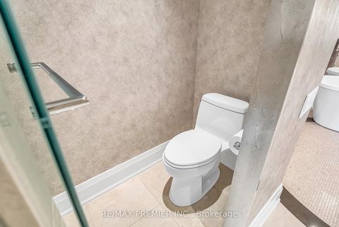 Photo 32 at 502 - 80 Yorkville Avenue, Annex, Toronto