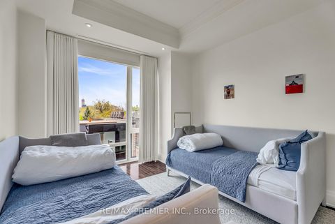 Photo 35 at 502 - 80 Yorkville Avenue, Annex, Toronto