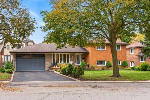 Photo 0 at 53 Tobruk Crescent, Newtonbrook East, Toronto