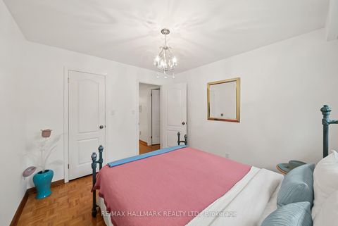 Photo 20 at 53 Tobruk Crescent, Newtonbrook East, Toronto