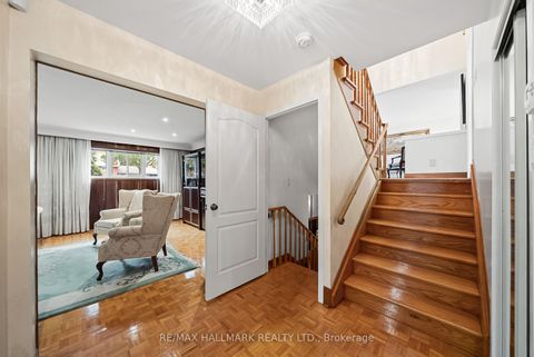 Photo 24 at 53 Tobruk Crescent, Newtonbrook East, Toronto