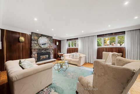 Photo 25 at 53 Tobruk Crescent, Newtonbrook East, Toronto