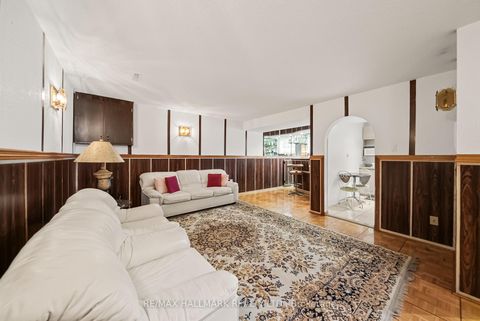 Photo 31 at 53 Tobruk Crescent, Newtonbrook East, Toronto